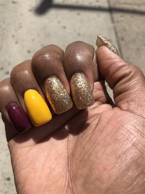 Yellow Gold glitter maroon #nails | Nail colors, Nails, Nail art designs