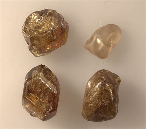 zircon gully hanging rock nundle parry   south wales australia