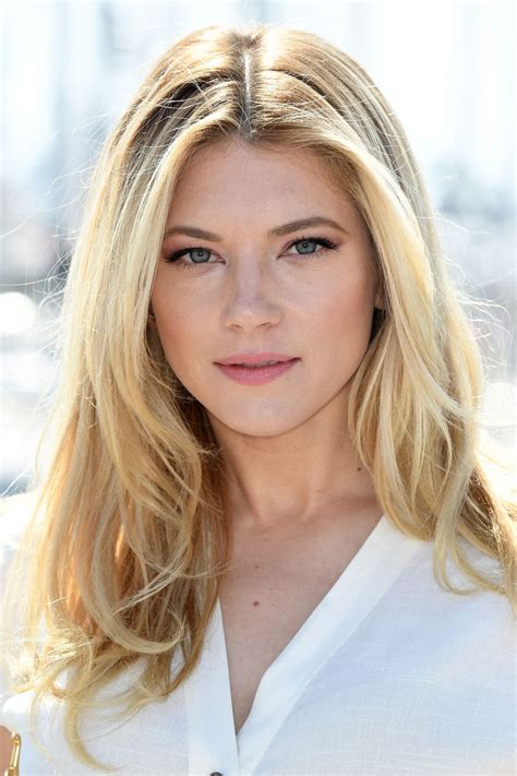 Katheryn Winnick - Wiki, Biography, Family, Relationships, Career, Net