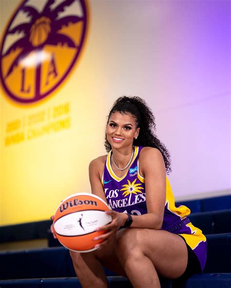 Rae Burrell ️‍🔥 | All that | Instagram