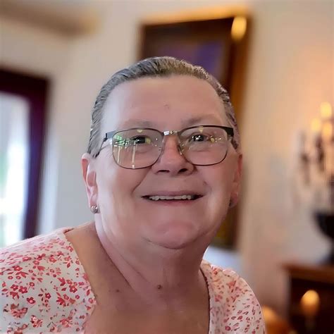 Remembering Lynda Tutor: Obituary and Life Tribute Details 15