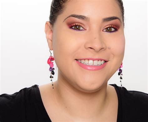 Make Up For Ever H108 Artist Face Color - Highlighter Review & Swatches