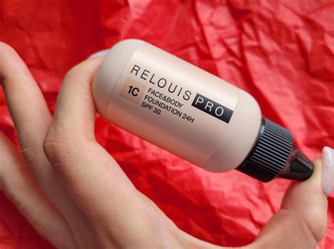 Основа для тех, кому нечего скрывать. Relouis pro Face&Body Foundation ...