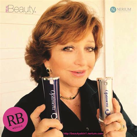 Angélica Maria está féliz con los resultados de su tratamiento Nerium