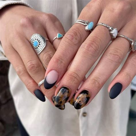 60 Tortoiseshell Nail Designs for a Timeless and Trendy Look!