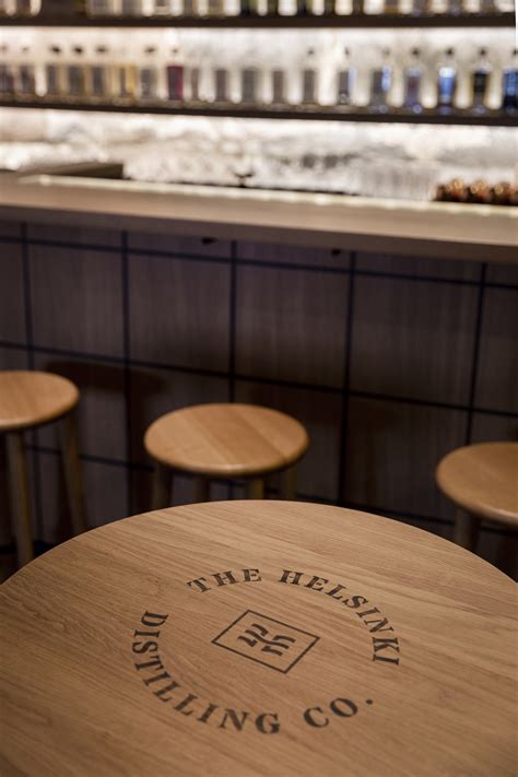 Whiskey Cellar - Futudesign