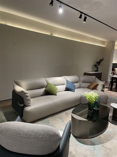 flower couch 1