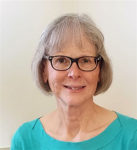 Touching Lives Awards Honor Kim Brown and Victoria dos Santos