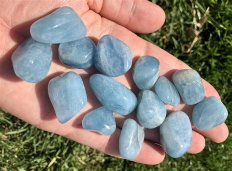 Piedra azul nombre, significado y propiedades con imágenes