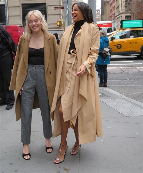 Ashley Nicole Williams's feet