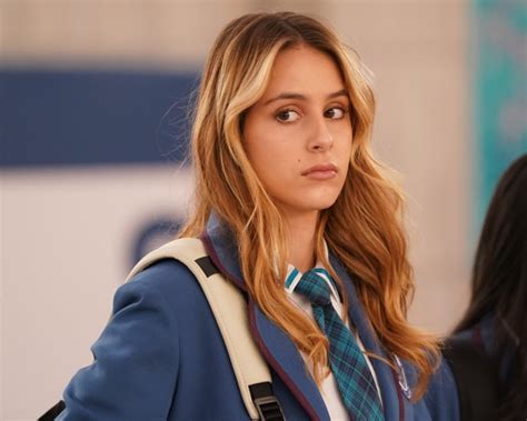 Filmes E Programas De Tv De Nell Verlaque - Nell Verlaque Wiki, Bio, Life Details & More!