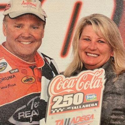 carla wallace obituary    passed  mike wallace wife death