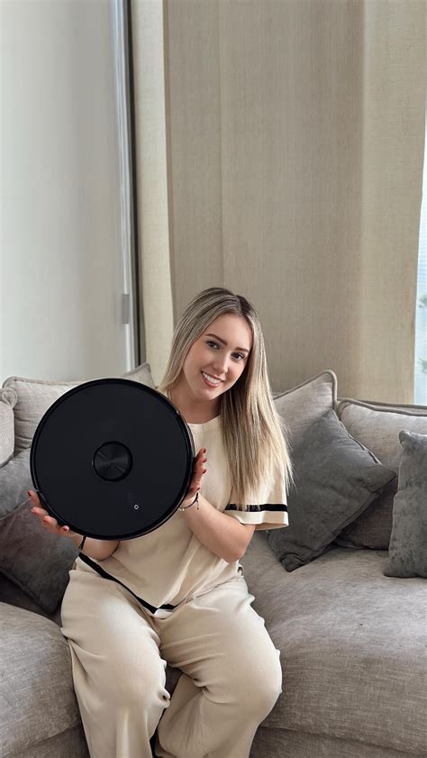 NICKY WHITE (@nicollewhite24) • Instagram photos and videos