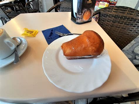 Visiting San Marino – Arrivals Hall