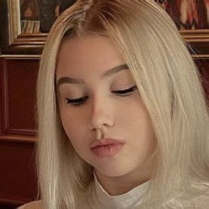 Full Video : missparaskeva Nude Leaks OnlyFans I Nudes - Celeb Nudes