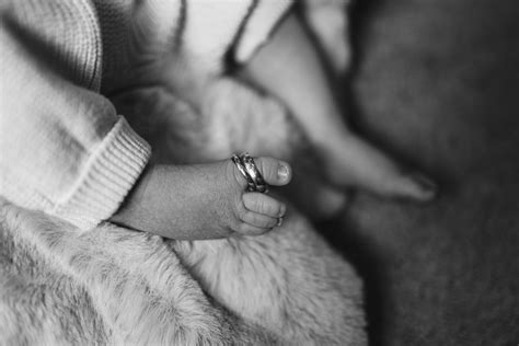 Latina Feet Photos, Download The BEST Free Latina Feet Stock Photos