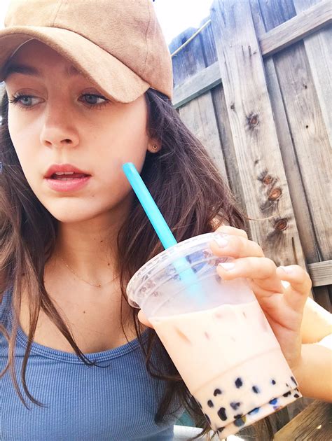 Starlet Arcade: Hot Emma Fuhrmann
