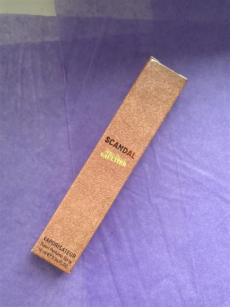 10 ml scandal — цена 72 грн в каталоге Духи Купить товары для красоты и ...