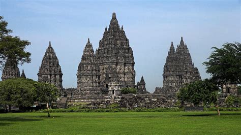 prambanan java indonesia   ultra hd indonesia java world