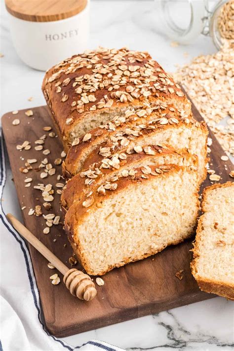Honey Oat Bread (delicious + easy sandwich loaf) - Boots & Hooves Homestead