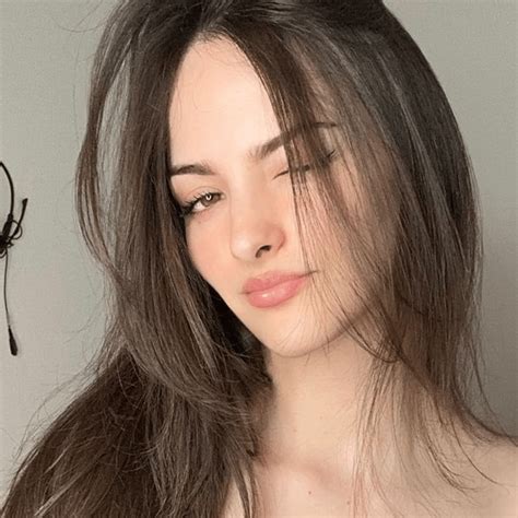 Victoria Pfeifer | Dopple.ai