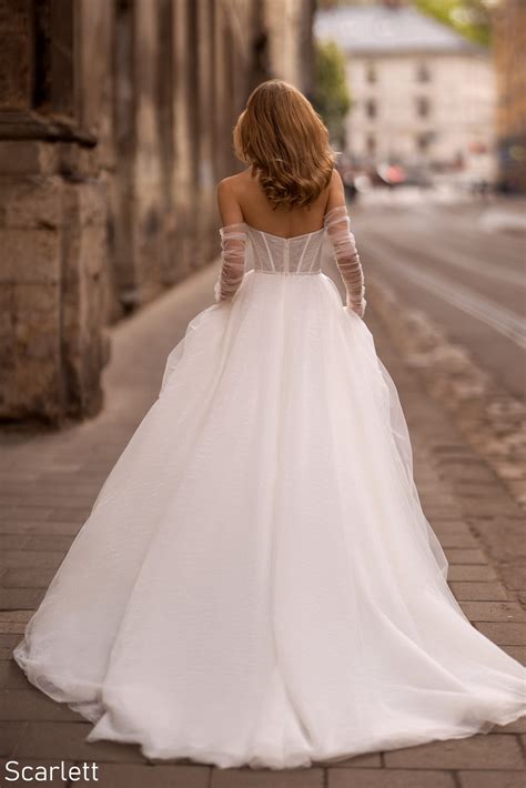 Scarlett 037 – LS EmotionS - Votre partenaire de la Robe de Mariée et ...
