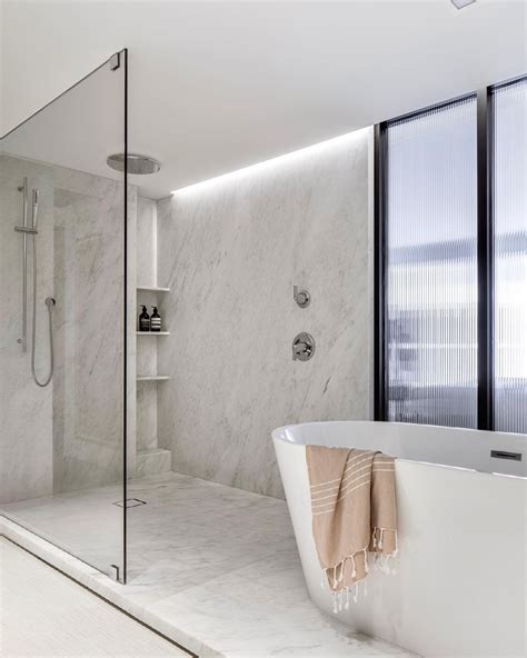 25 Walk-In Shower Ideas to Design Your Oasis | Kallista