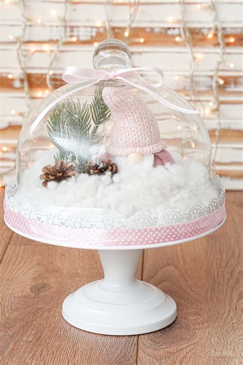 Easy Christmas Cloche Centerpiece - DIY & Crafts