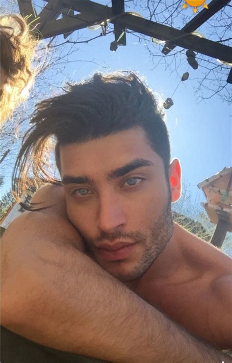 toni mahfud on Tumblr