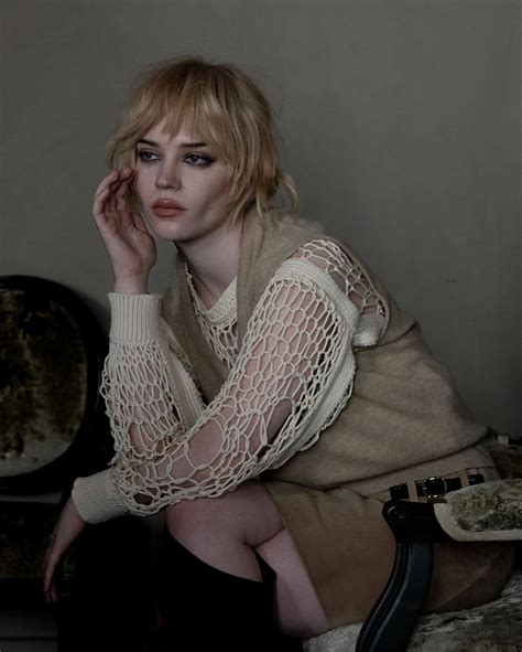 Sophie Thatcher Leaked Nudes