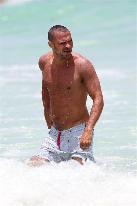 Pin by berly on Jesse williams | Jesse williams, Greys anatomy, Greys