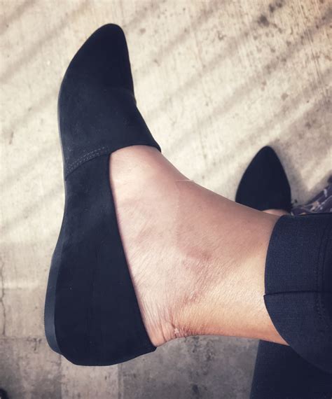 Review: Clicks Exfoliating Foot Mask