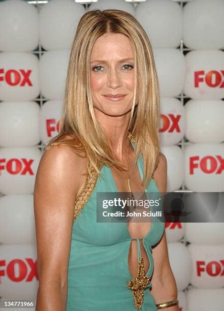 1,070 Kelly Rowan Photos & High Res Pictures - Getty Images