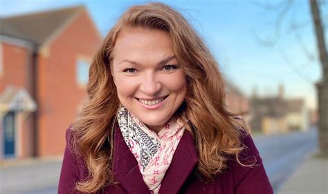 Bargain Hunt Outer Loop at Lois Katz blog