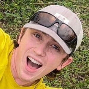 Bobby Botsford - Age, Family, Bio | Famous Birthdays