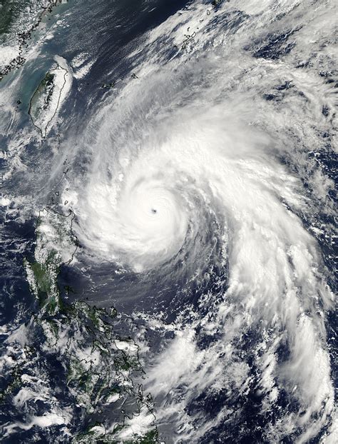 Super Typhoon Megi (15W) approaching the Philippines