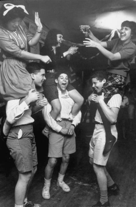 What's A College Party Like at Betty Crosby blog