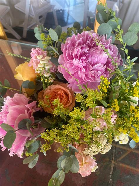 Mt Hood Organic Farms Weddings- Cassandra Cass Coordinating