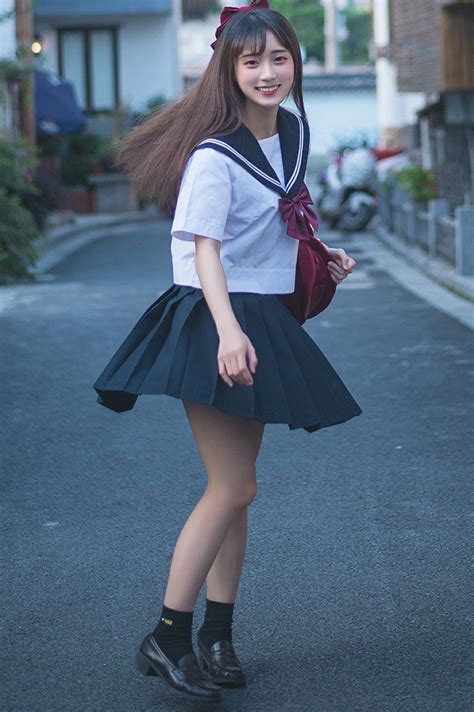 ボード「ポーズ」のピン