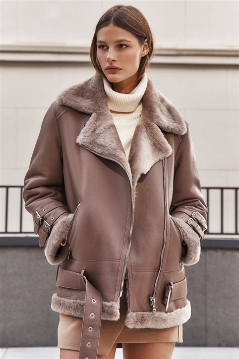 Дубленка из овчины SnowQueen_collection 646587003 цены в Москве, купить ...