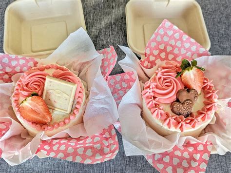 lunchbox cakes simple  fun mini cakes  petite mama