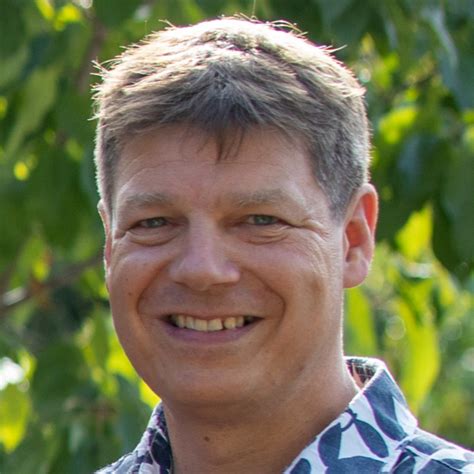 johannes buehler head  customer support gradle  xing