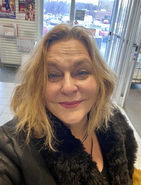 Would you chat me up at the Post Office? : r/gilf_milfs