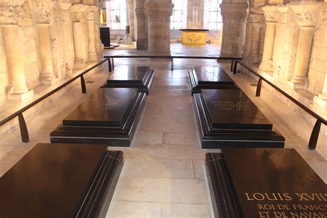 King von gravestone details reveal a touching tribute from his closest family 13