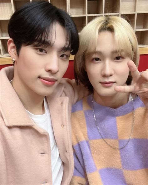 Pin by Egeli on K-pop | What are you like, Sweet soul, Father and son