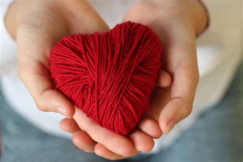 Easy Valentines Crafts for Seniors | Civitas Senior Living