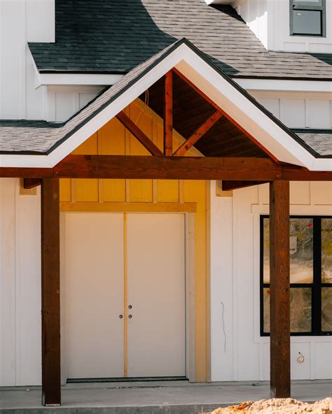 Poteet - Behind this door is a brand new beginning. Imagine yours 🏡 Let