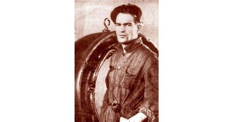 Дали в Скопие няма да вдигнат паметник и на Никола Вапцаров