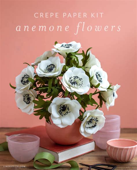 Video Tutorial: Crepe Paper Anemone Flower Kit - Lia Griffith