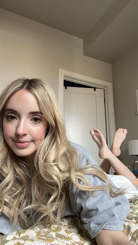 Casually reading pose : r/ThePose